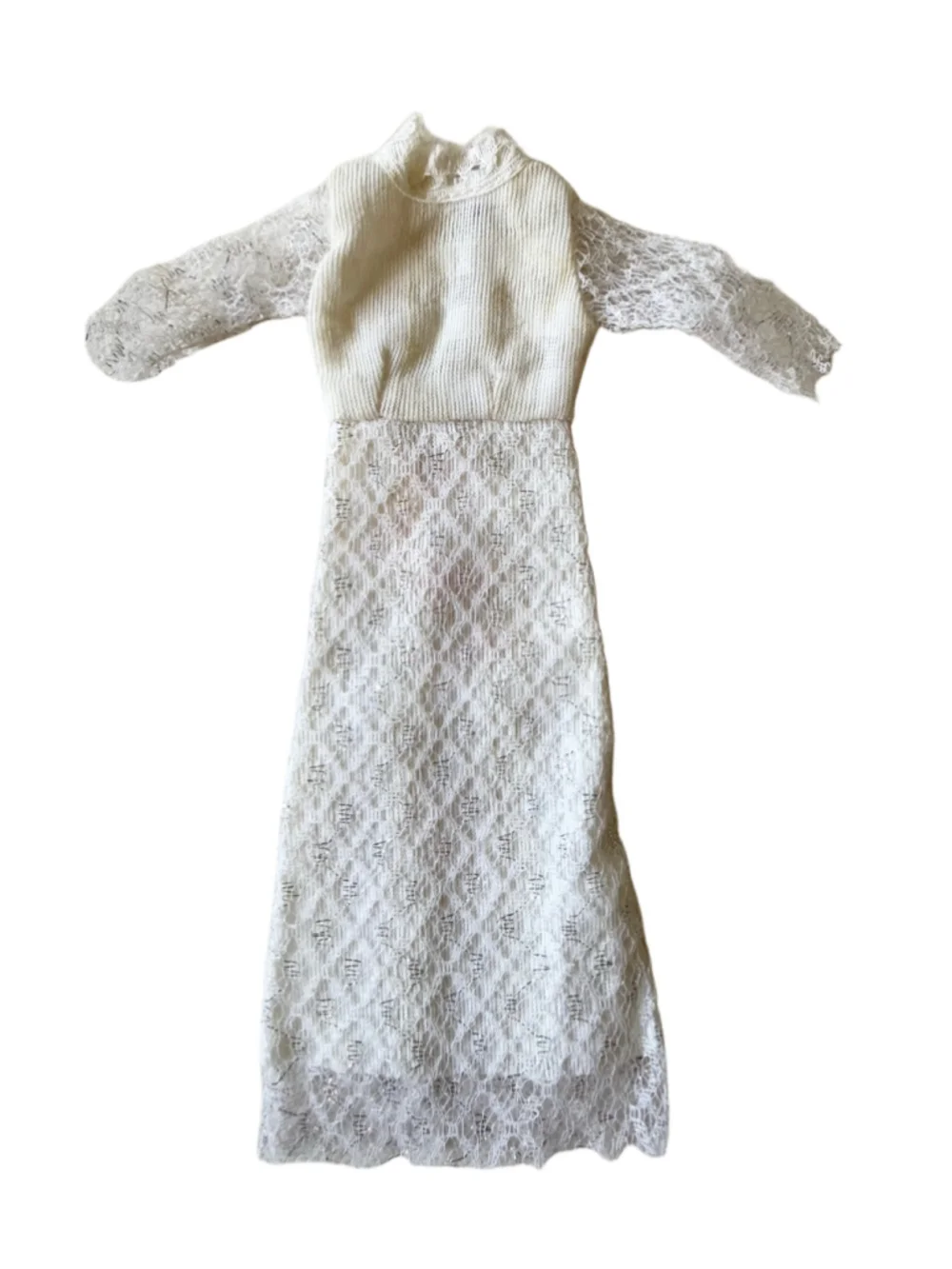 VINTAGE MOD BRIDAL WEDDING DRESS BARBIE CLONE White & Silver metal clasp